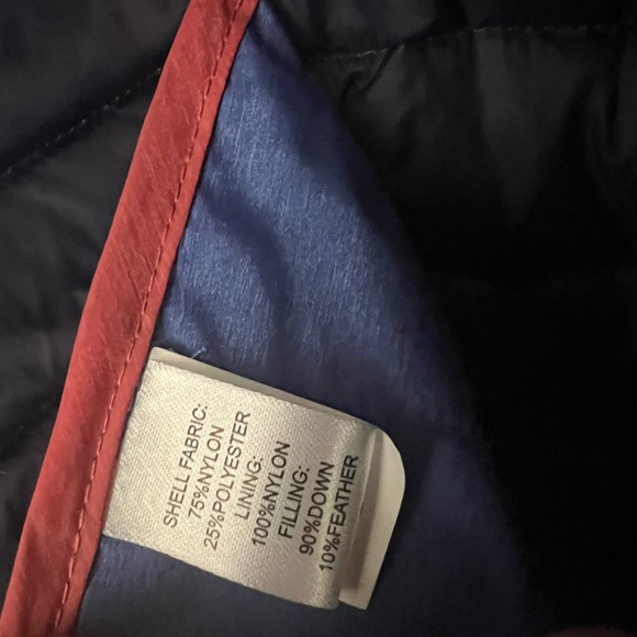 Peter Millar lightweight men’s down vest. Royal blue. - Picture 5 of 5
